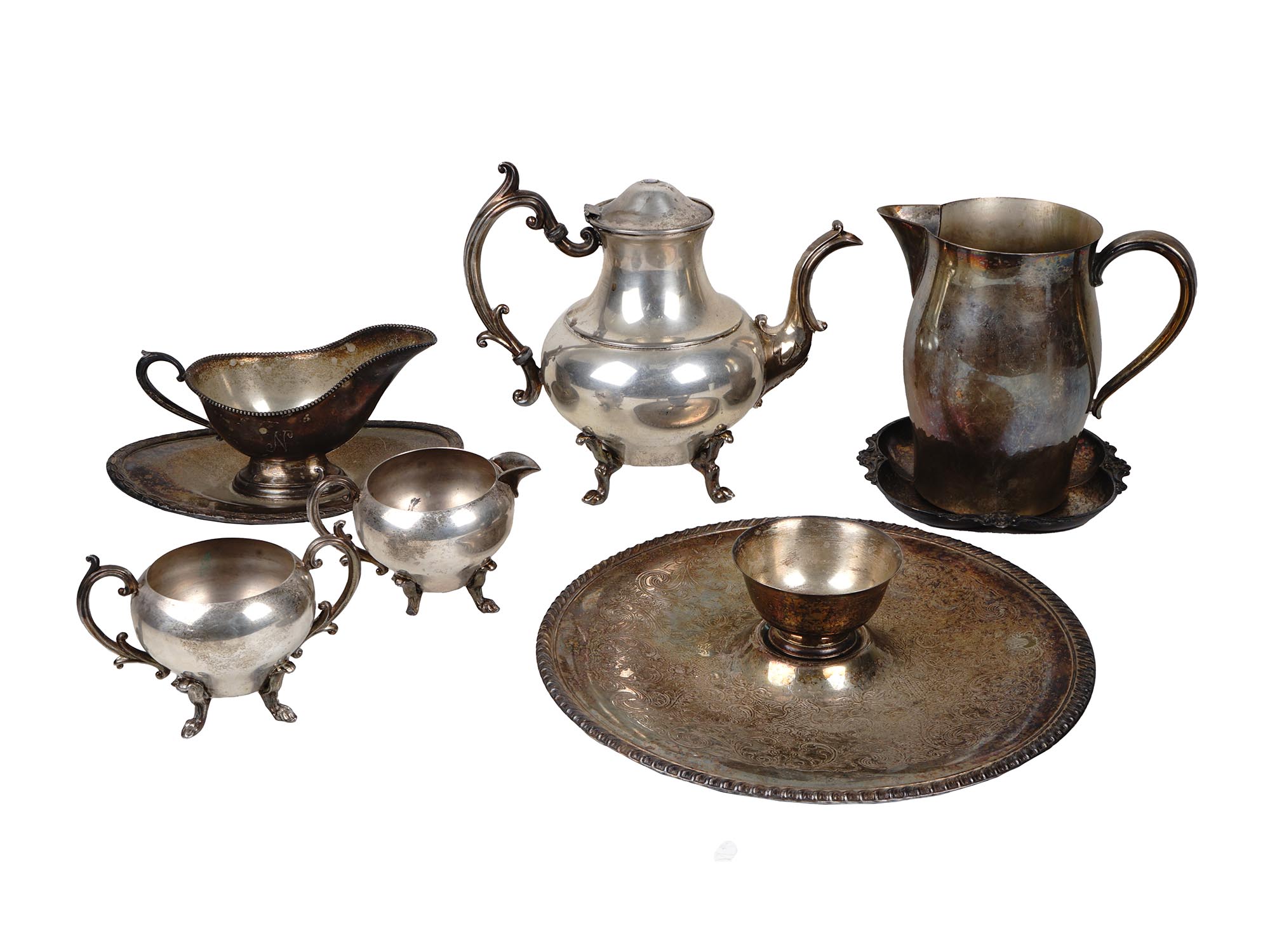 SILVER PLATED DINNERWARE AND SERVEWARE VINTAGE PIC-0